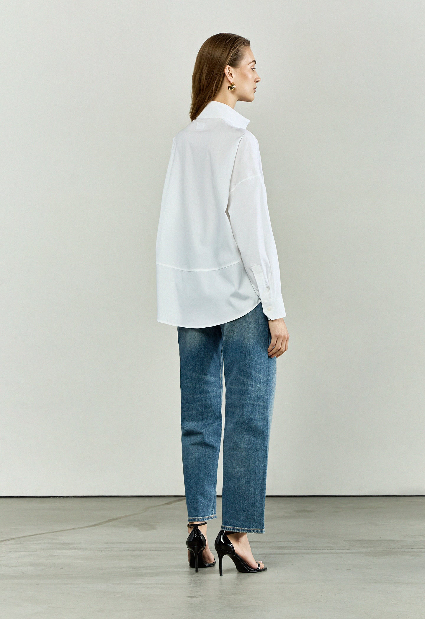 The Weekender in White Poplin